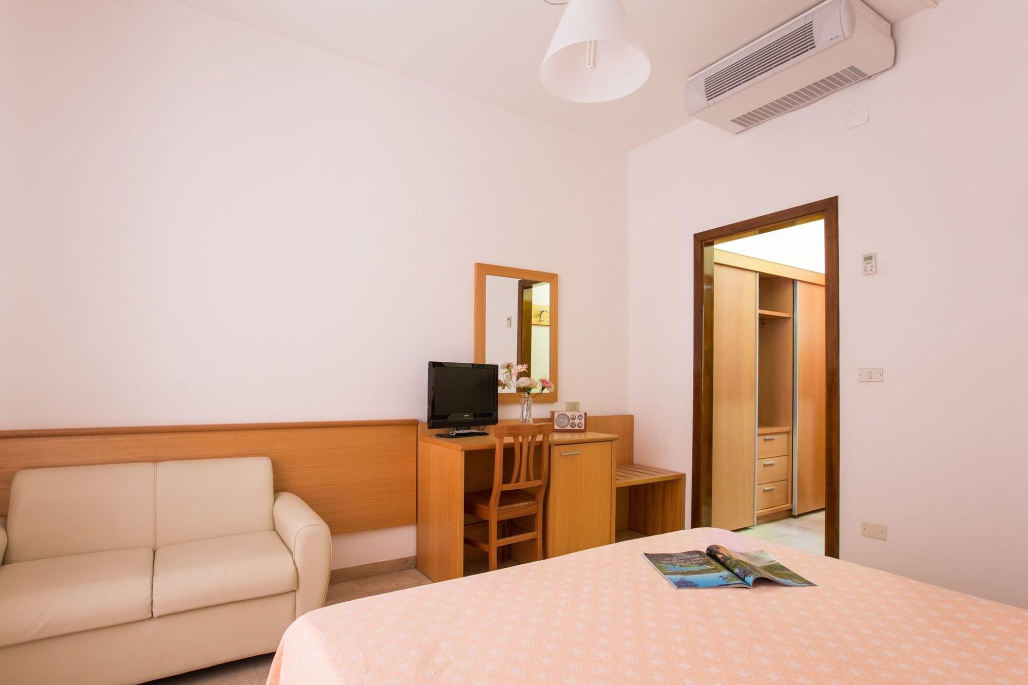 Hotel Mediterraneo Vieste Luaran gambar